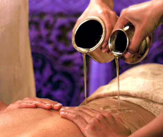 Ayurveda with 4 hands & Sirodhara oil treatment